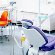 Стоматологическая клиника Институтская фото 1 на сайте Марьинароща.рф