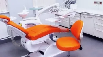Стоматологическая клиника Институтская фото 2 на сайте Марьинароща.рф