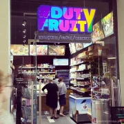 Продуктовый магазин Duty Fruity фото 2 на сайте Марьинароща.рф