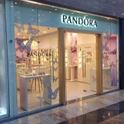 Магазин ювелирных изделий Pandora на Шереметьевской улице фото 8 на сайте Марьинароща.рф